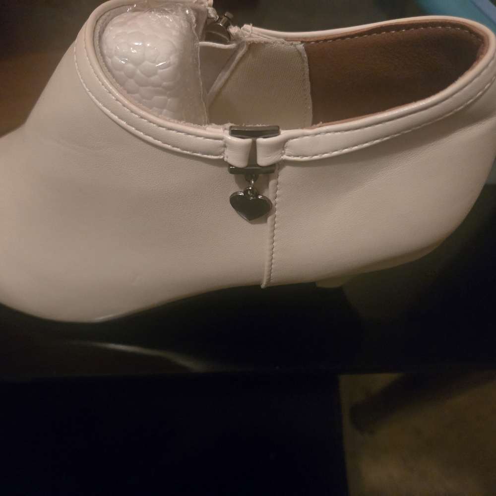 Elegant Cream Ankle Boots